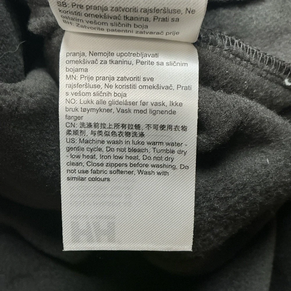Helly Hansen Men's Full Zip Fleece Jacket LARGE Black‎ Gray Outdoor Hiking